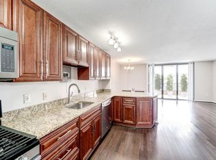 4242 E West Hwy #416, Bethesda, MD 20814