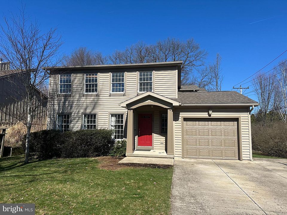 1st image of 1007 Amelia Ave