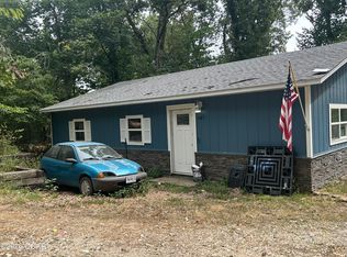 647 Deer Park Dr, Anderson, MO 64831