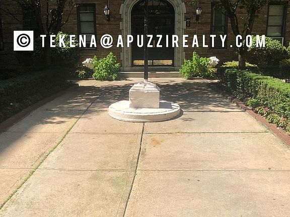 5th image of 4865 Broadway APT 6X