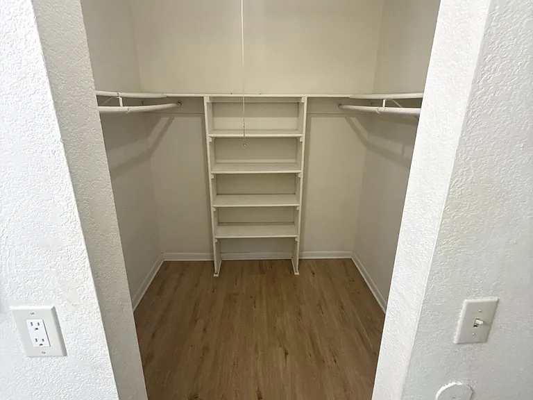 4401 S Semoran Blvd #1 — Photo 16