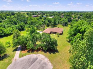 7140 Tanglewood Dr, Mustang, OK 73064