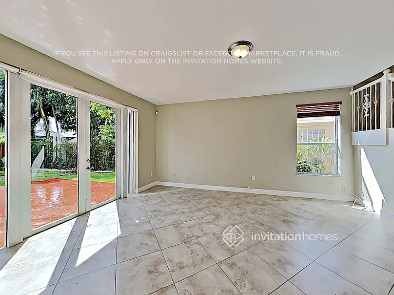 15250 SW 51st St — Photo 12