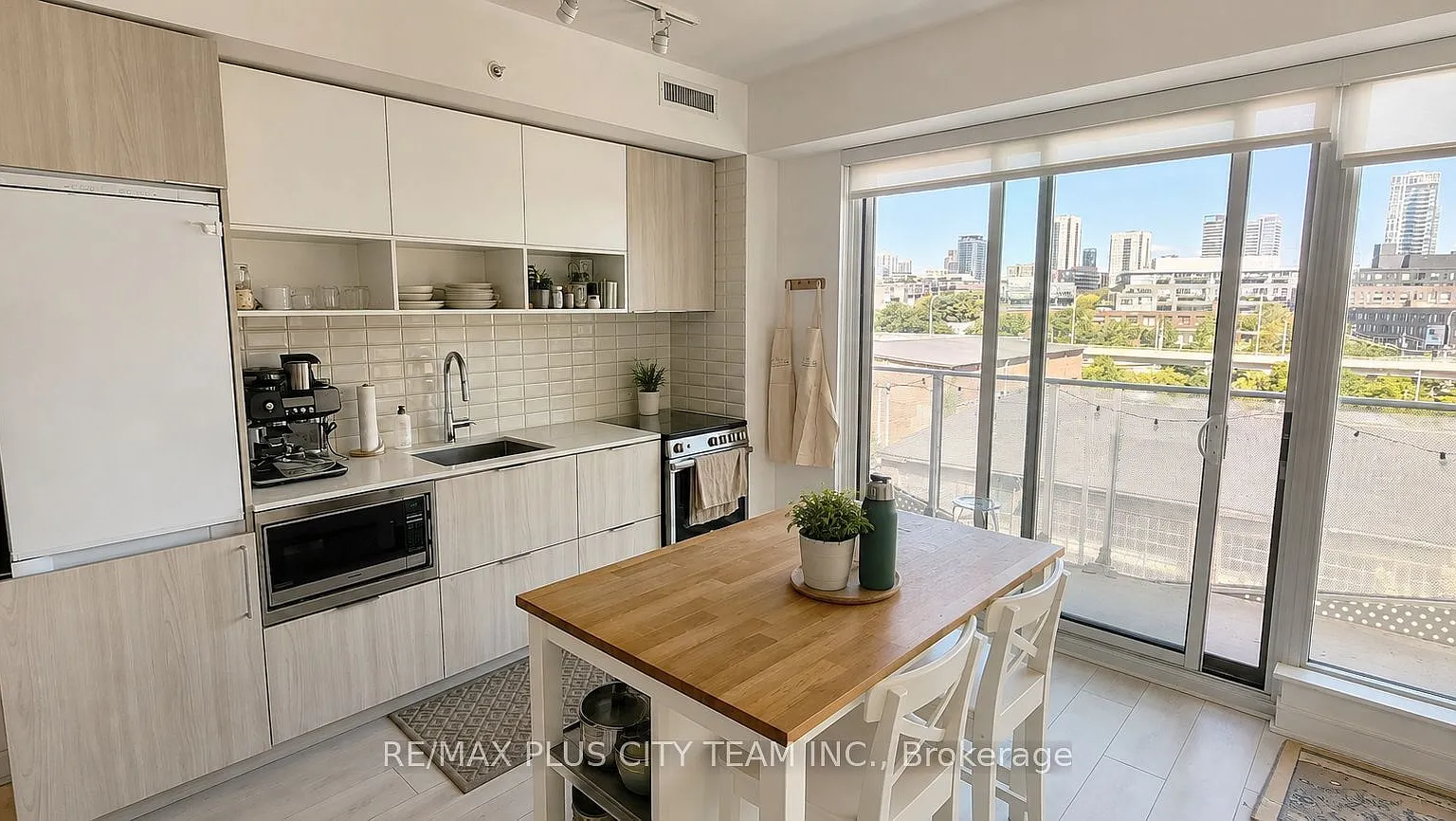 2 bed, $2,950 — Photo 4