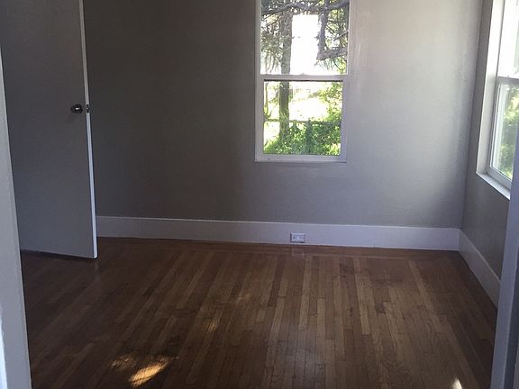 4th image of 1185 Jamestown Ave