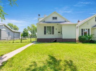 712 N 22nd St, Superior, WI 54880