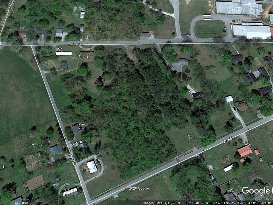 2nd image of 260 May St