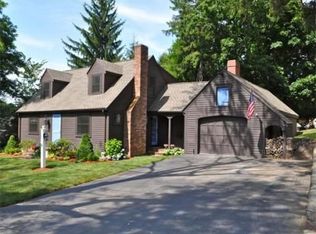 4 Bellevue Rd, Wakefield, MA 01880