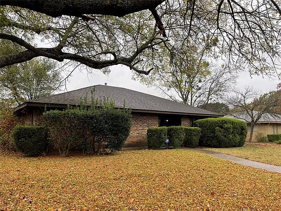 2nd image of 738 Hill Terrace Dr