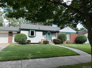 2237 21st St, Wyandotte, MI 48192