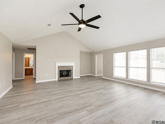 3rd image of 11297 Shady Bend Dr