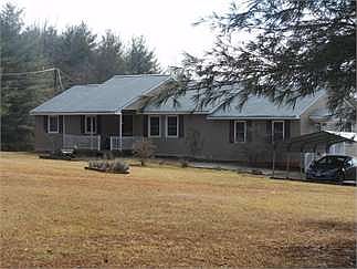 2nd image of 2545 Stage Rd