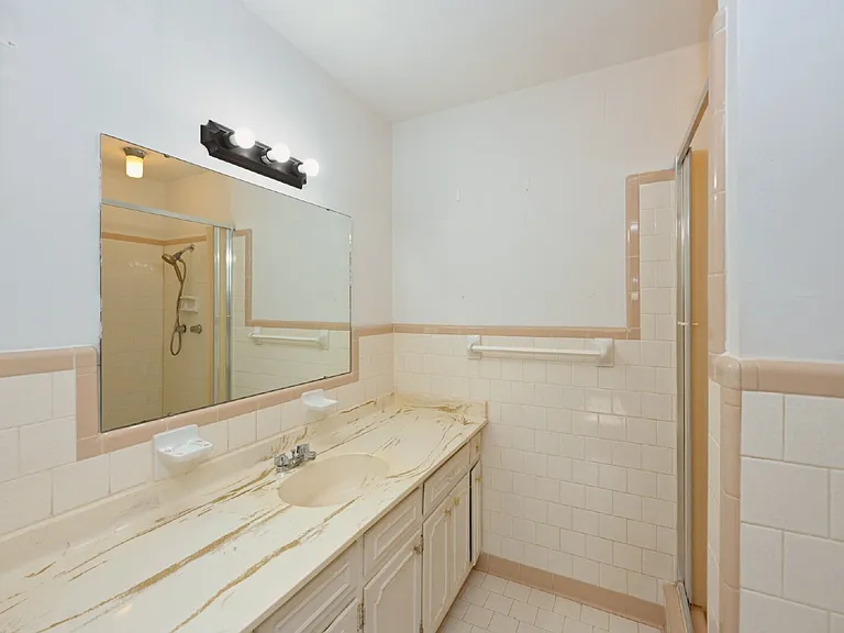 939 Sunset Dr #A — Photo 15