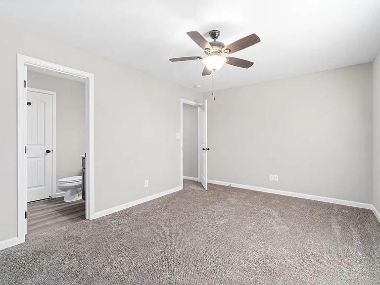 Glenkirk Dr - 1000 — Photo 17