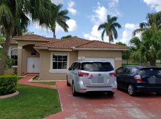 16468 SW 95th Ln, Miami, FL 33196