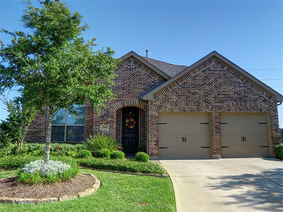 1st image of 2954 Fair Chase Dr