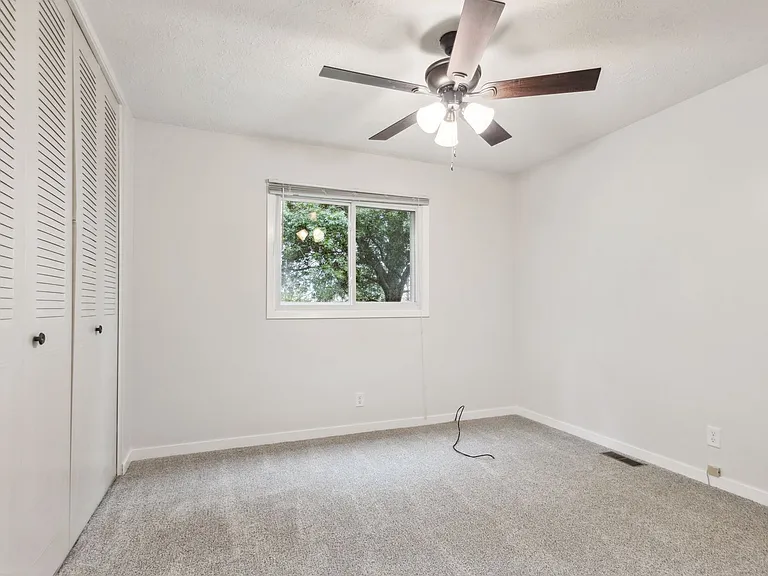 5049 Grassridge Rd — Photo 12