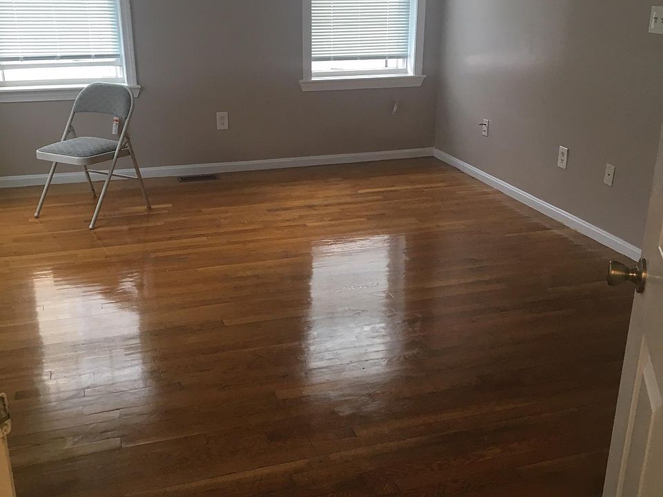 2nd image of 10-12 Westmore Rd