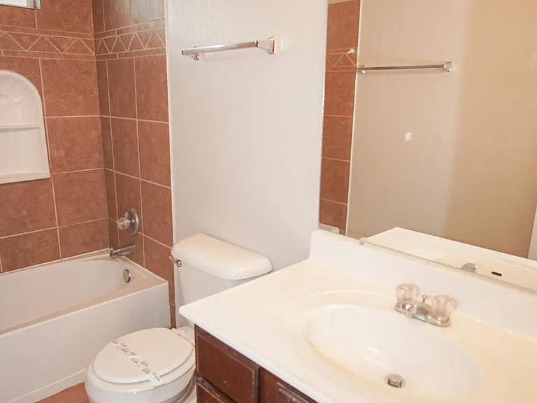14308 Arabian Point Ave — Photo 11