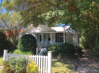 208 S Magnolia St, Summerville, SC 29483