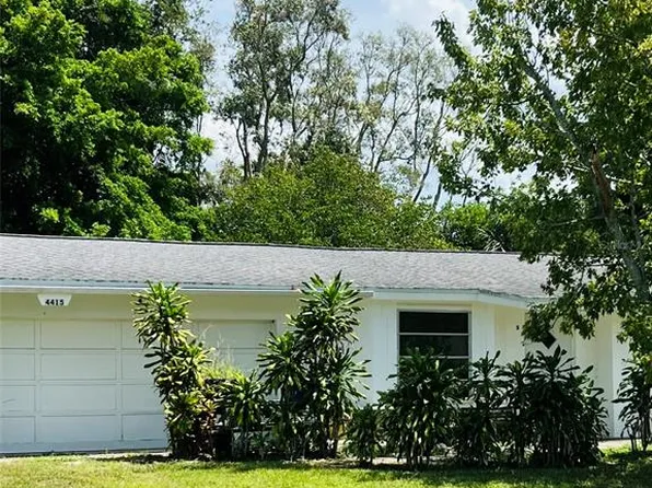 4415 101st St W, Bradenton, FL 34210