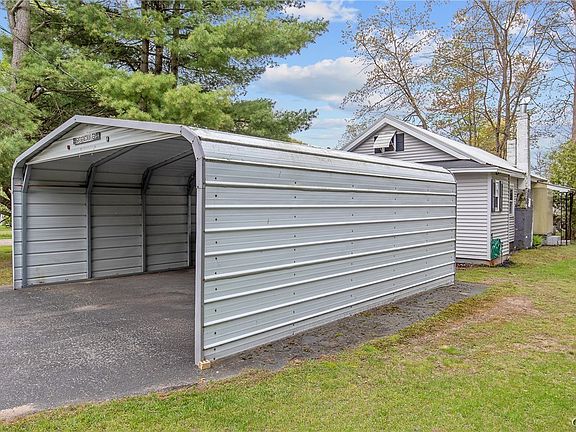 4th image of 6781 Miller Rd