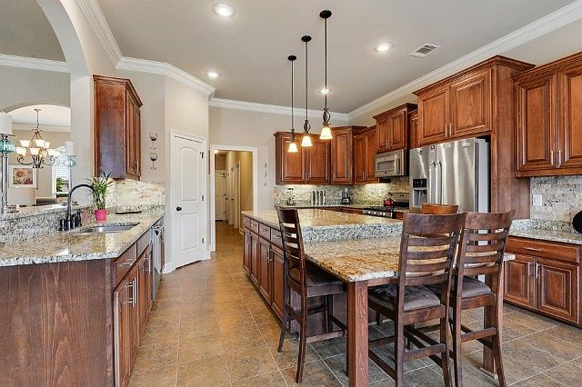 1st image of 13201 Crownridge Dr