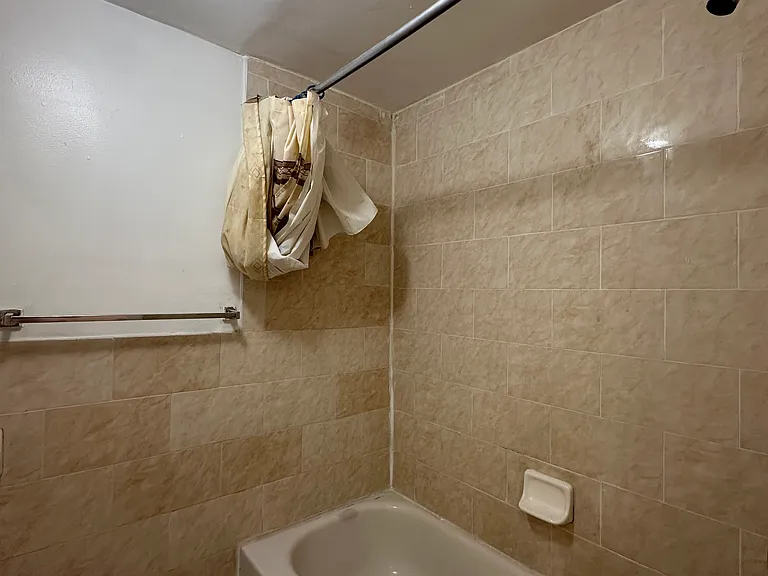 2809 Cortelyou Rd #1 — Photo 10