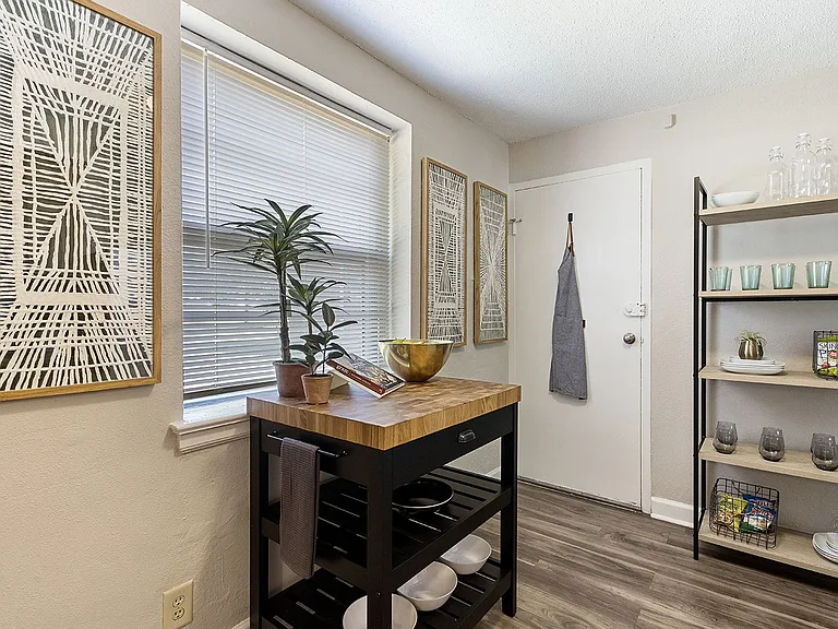 Brickline Apartments — Photo 32