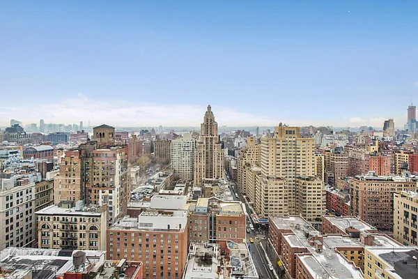 Sold by Keller Williams NYC | media 23