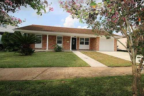 2149 Daniels Rd Photo 1