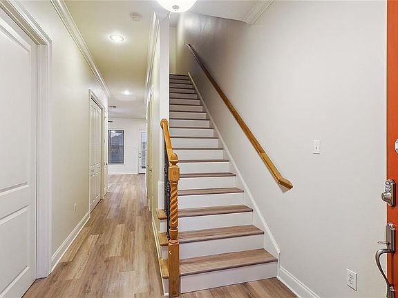 3rd image of 700 Gladstone Ct Unit 108