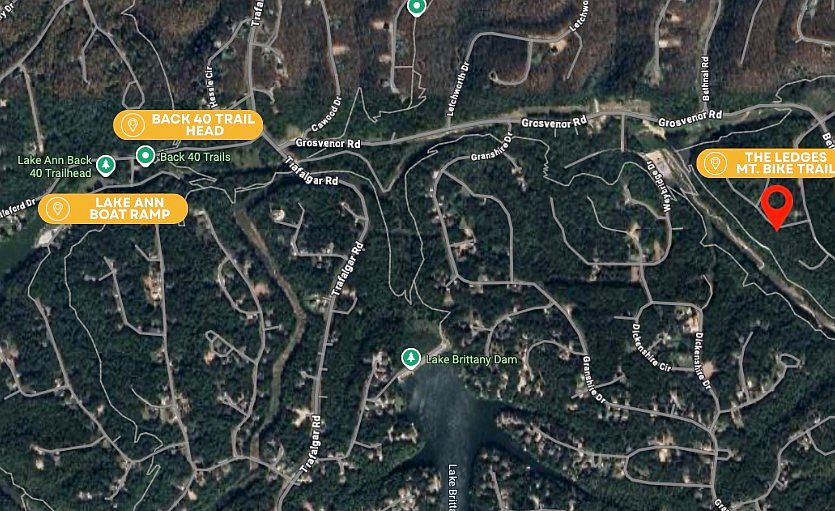 1st image of 3 Ashdown Ln