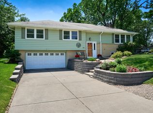 7941 60th Ave N, New Hope, MN 55428