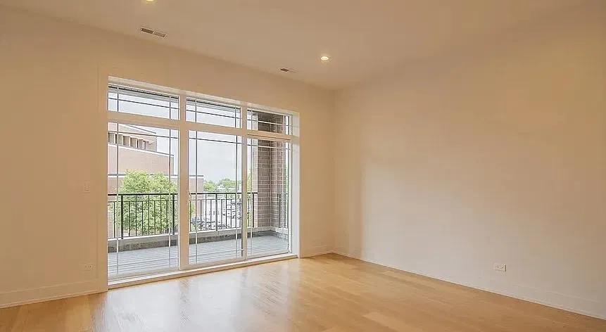 2046 W Washington Blvd Unit 3 — Photo 3