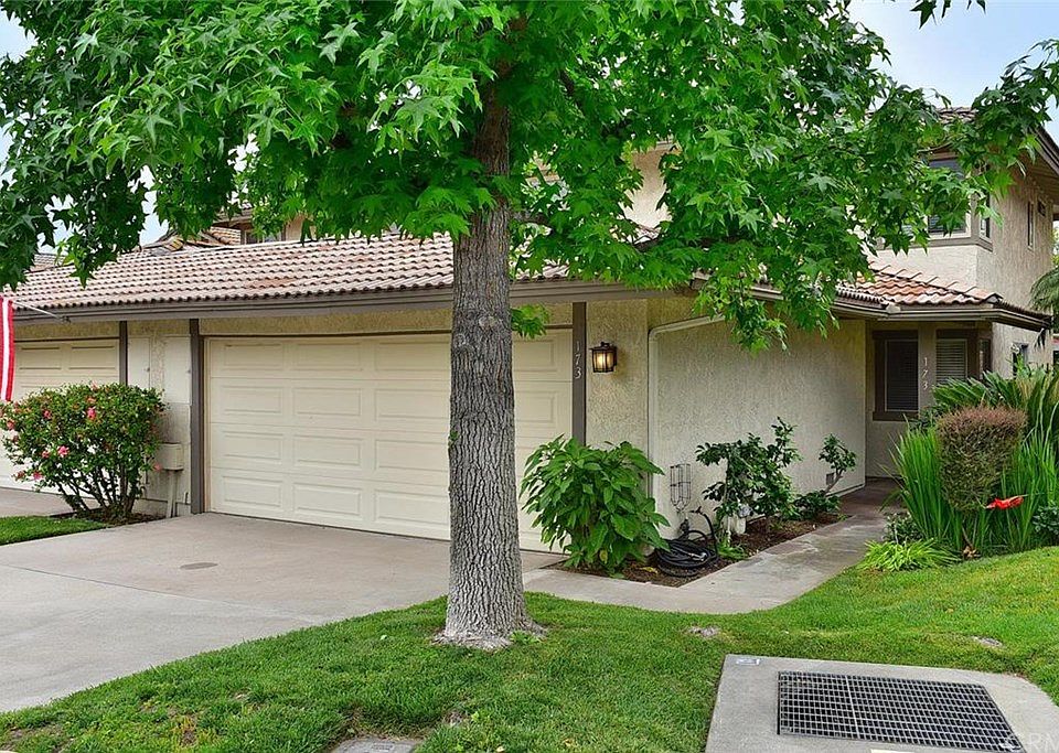 1st image of 173 Oak Forest Cir
