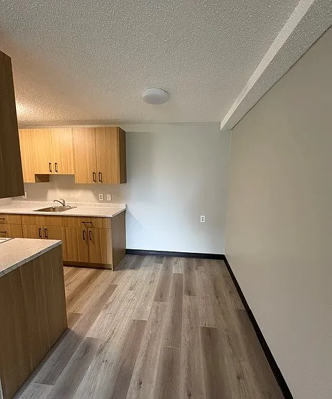 432 Huntsville Cres NW #109 — Photo 8