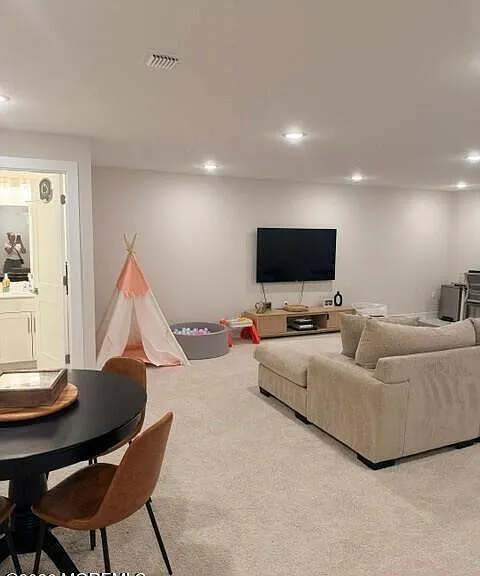 4036 Heron Dr — Photo 11