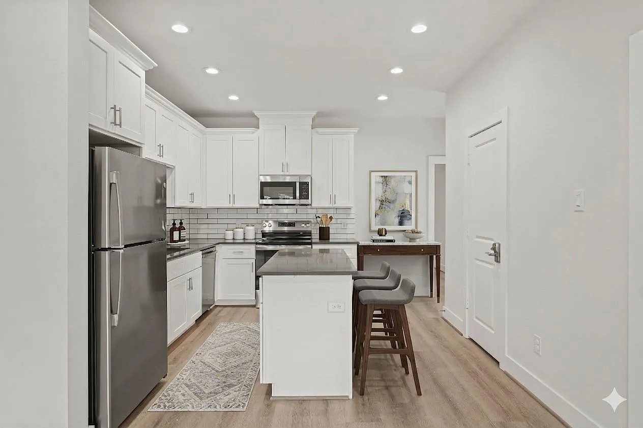 3 bed, 2.5 bath, 1281 sqft, $1,800 — Photo 2