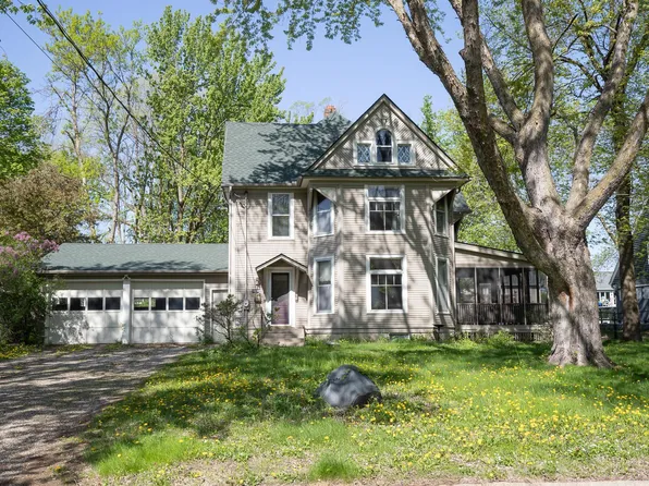 1016 Linden St S, Northfield, MN 55057