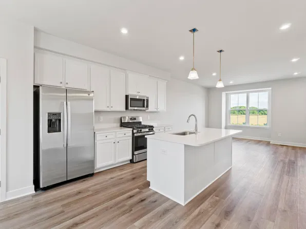 15 Iron Horse Ln, Fishersville, VA 22939