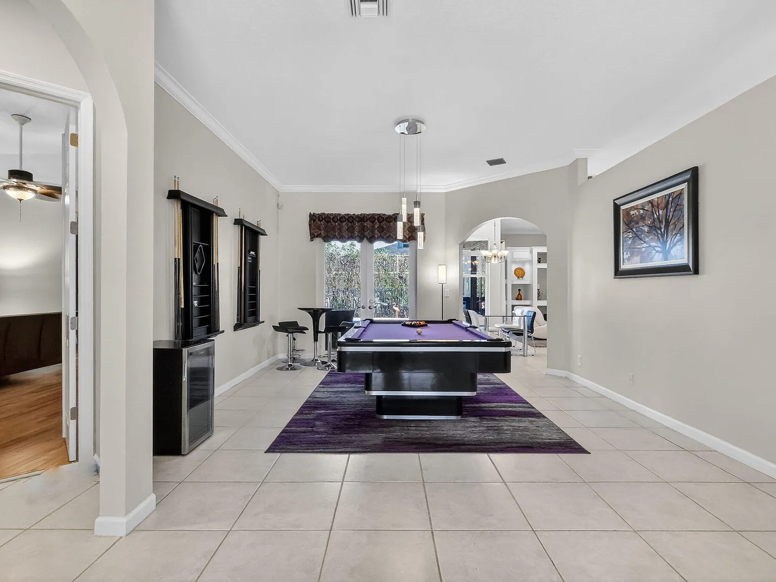 4 bed, 3.0 bath, 2500 sqft, $8,500 — Photo 4