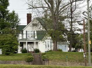 220 S Main Cross St, Flemingsburg, KY 41041