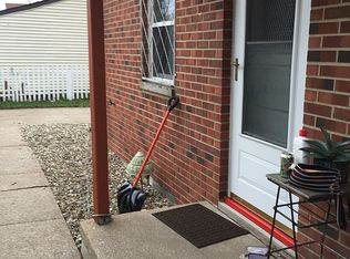 286 Claremont Rd, Vermilion, OH 44089