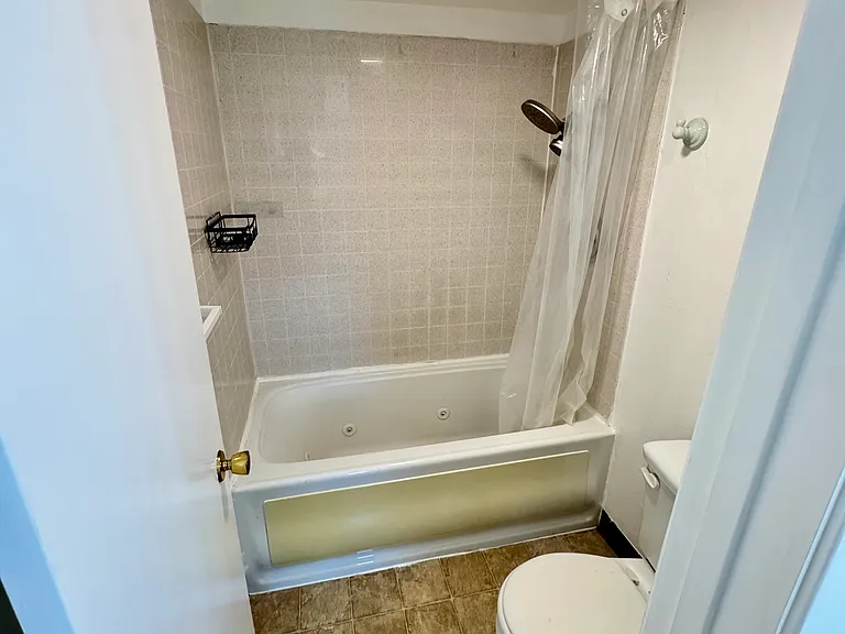 465 Camelback Rd — Photo 18