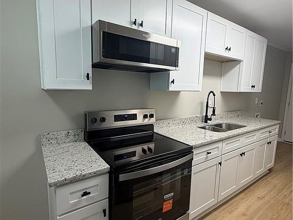 2nd image of 3269 Dodson Dr Unit A