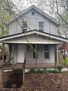 889 Harbor St, Conneaut, OH, 44030