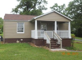 1504 Paris Rd, Knoxville, TN 37912