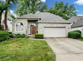 838 Crestway Dr, Columbus, OH 43235