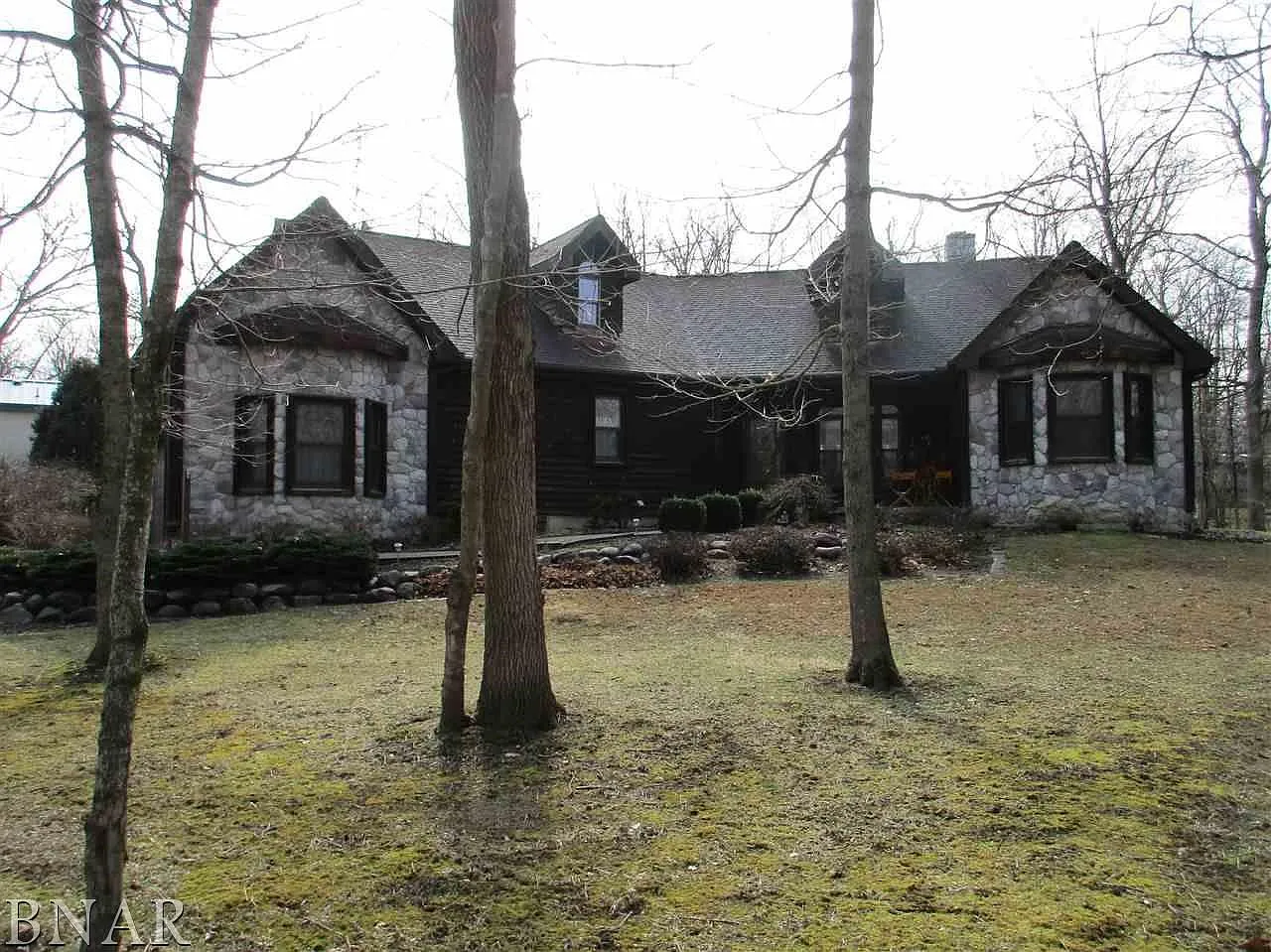 104 Ridge Dr photo 1